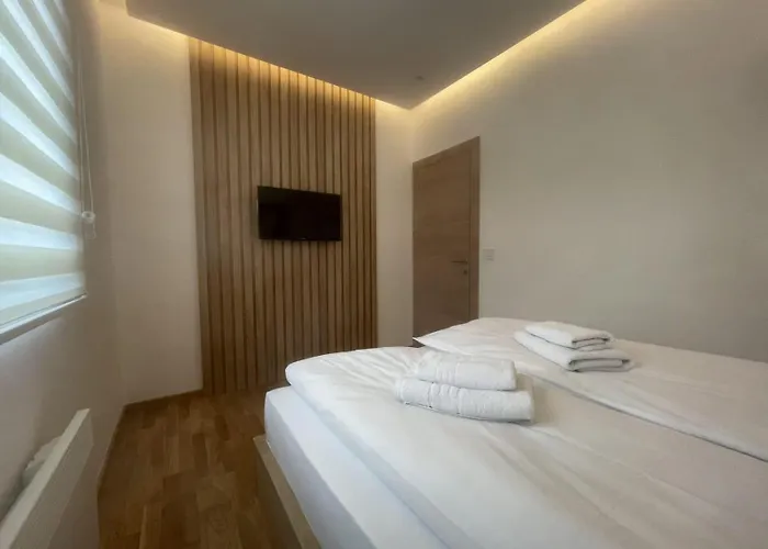 Tina Apartman&spa アパート *